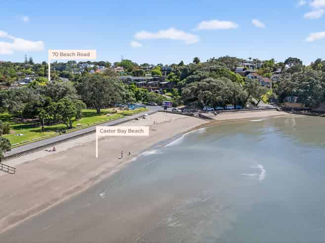 70 Beach Road, Castor Bay