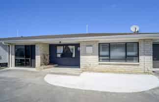 2/411 Avenue Road West, Hastings