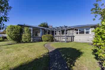 2 Gloaming Place, Sockburn