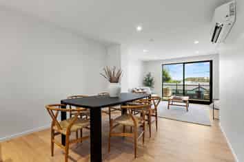 2/146 Edgeware Road, Saint Albans