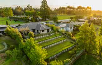 1798 Cust Road, Cust