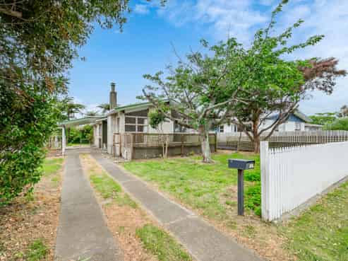 83 Donovan Road, Paraparaumu Beach