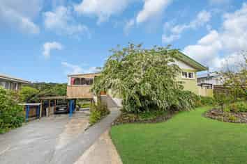 22  Lawrence Crescent, Hillpark