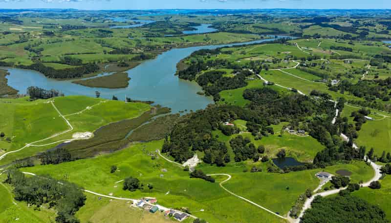 103 Mountain Road, Kaiwaka