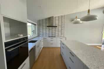 183 Longlands Road East, Havelock North