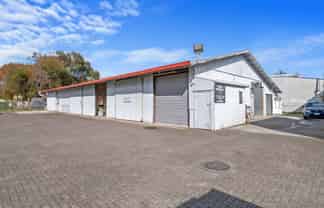 Industrial storage unit