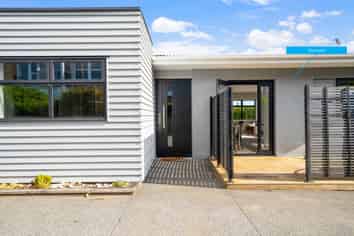 2/234 Rangatira Road, Beach Haven