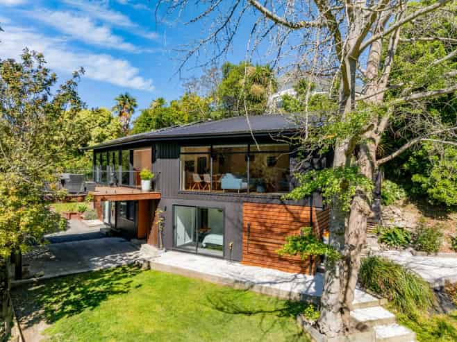 7B Burlington Road, Hospital Hill