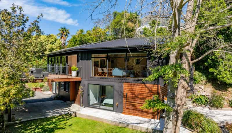 7B Burlington Road, Hospital Hill