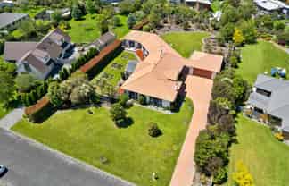 6 Daffodil Grove, Carterton