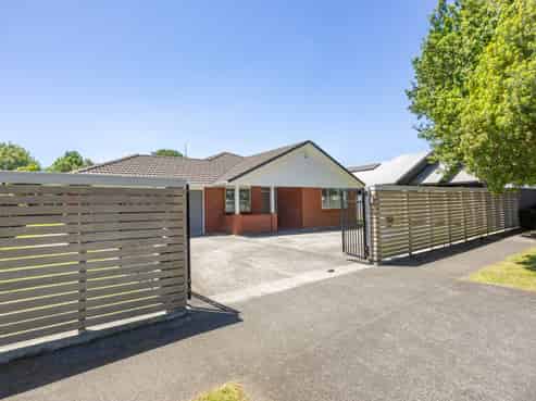 15 Acorn Street, Royal Oak