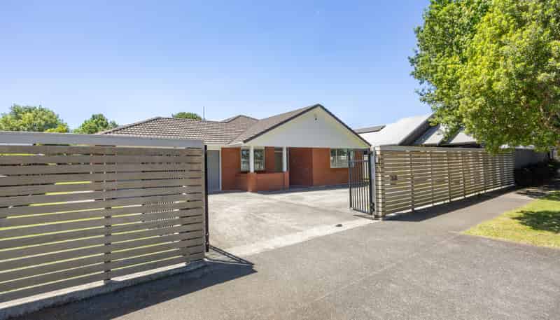 15 Acorn Street, Royal Oak