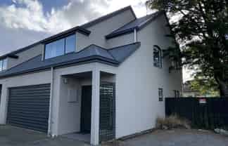 1/59 Brockworth Place, Riccarton