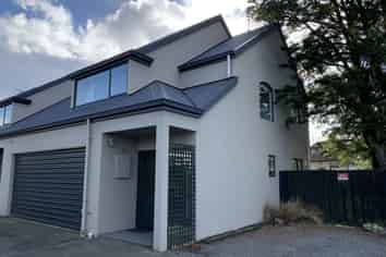 1/59 Brockworth Place, Riccarton