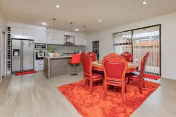 117 Parkhaven Drive, Rosehill