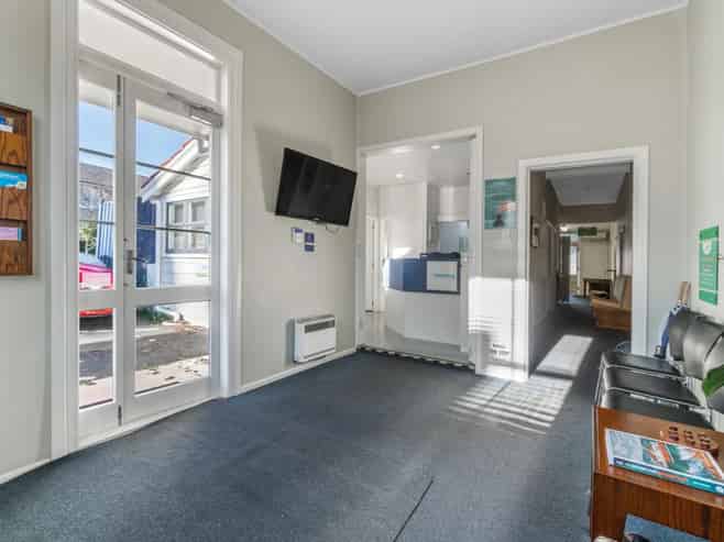 Medical or Office Occupiers