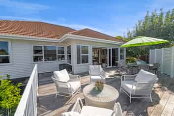 16 Glen Almond Street, New Plymouth