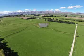 387 Kyeburn-Hyde Road and Preston Road, Kyeburn