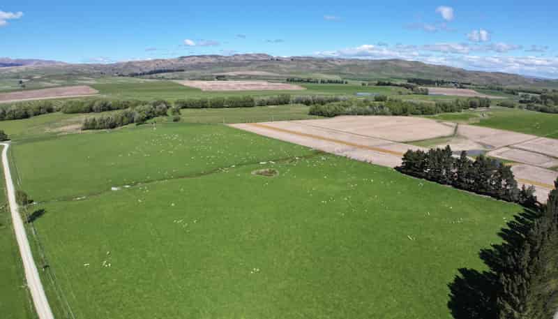 387 Kyeburn-Hyde Road, Kyeburn