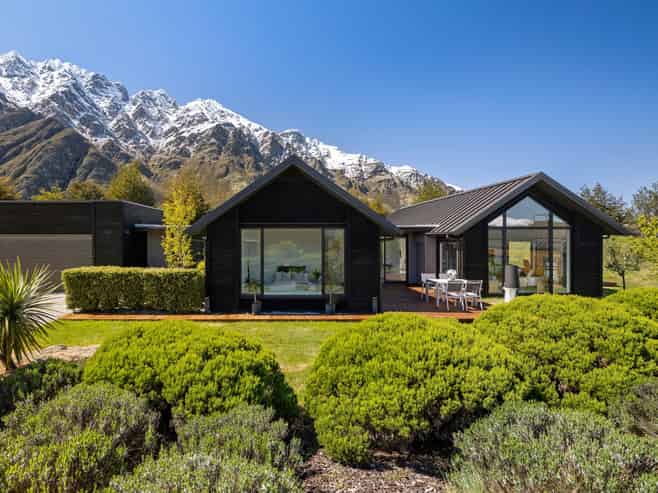 37 Hackett Road, Jacks Point