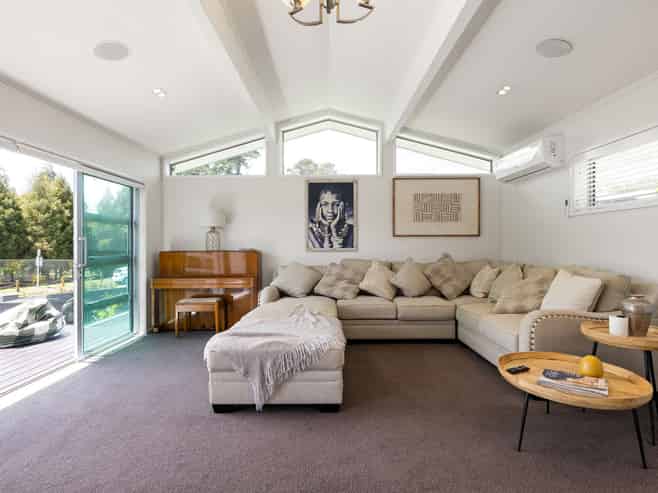 163 Lake Crescent, Hamilton Lake