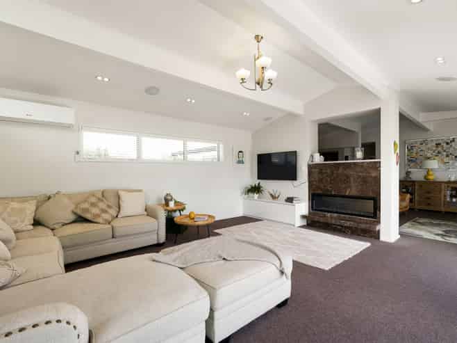 163 Lake Crescent, Hamilton Lake