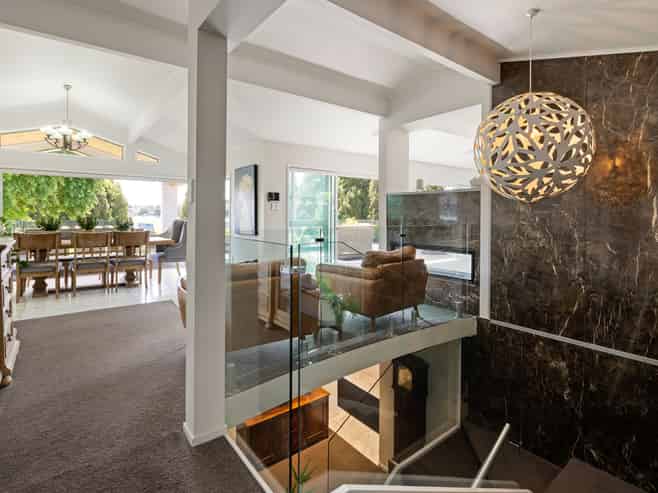 163 Lake Crescent, Hamilton Lake