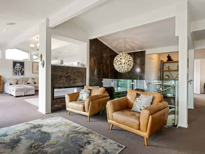 163 Lake Crescent, Hamilton Lake