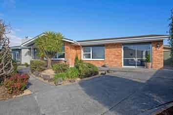 18 Quibray Place, Botany Downs