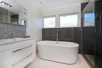 18 Quibray Place, Botany Downs