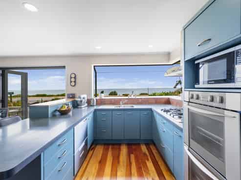 202 Whirinaki Road, Bay View