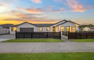 2 Walter Ruddock Avenue, Huapai