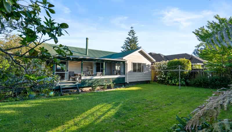 2/114 Clevedon Road, Papakura