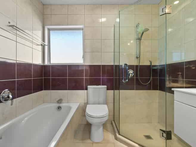 2/114 Clevedon Road, Papakura