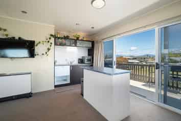 1/347 State Highway 1, Waitetoko