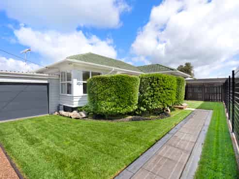 31 Riverside Road, Orewa