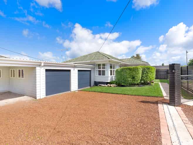 31 Riverside Road, Orewa