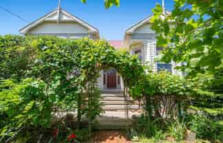 5 Downer Street, Helensville