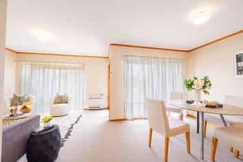 2/411 Eastbourne Street East, Hastings