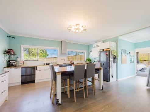 20 Domain Road, Waipawa