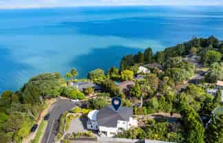 117 Tanekaha Road, Titirangi