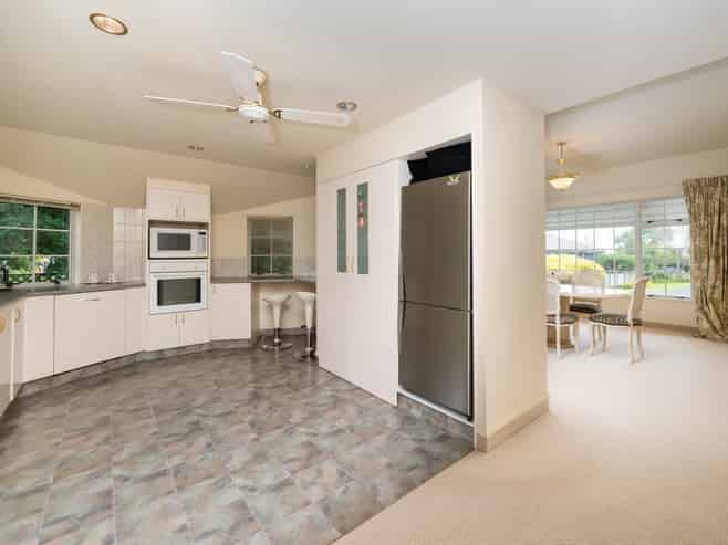 26 Tauroa Road, Havelock North