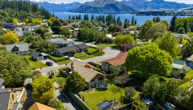 3 Heuchan Lane, Wanaka