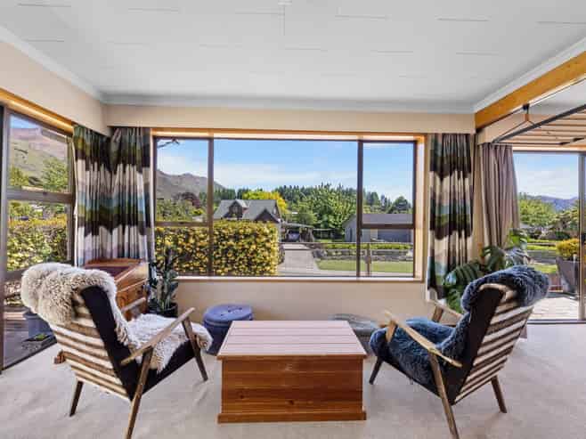 3 Heuchan Lane, Wanaka