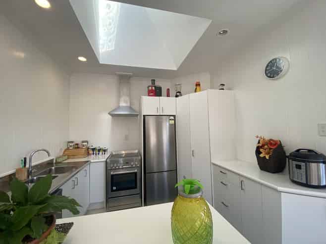 A/25 Tukapa Street, Westown