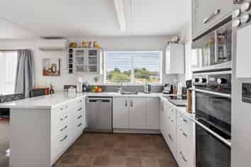 76 Luxmoore Road, Marchwiel