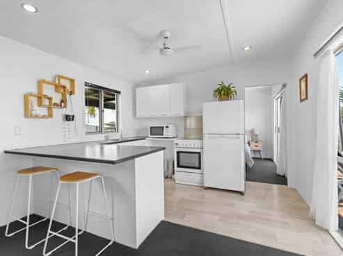 20A Valley View Lane, Hakaru