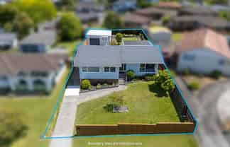 6 Thornlow Street, Glendene