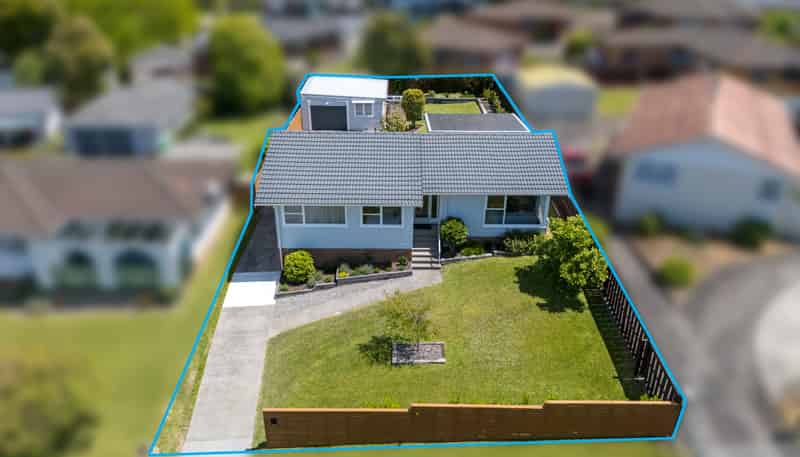 6 Thornlow Street, Glendene