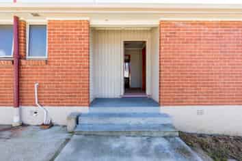 17 Glenelg Street, Bradford